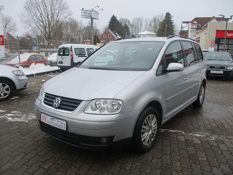 Silber Gebraucht 2005 VW Touran Trendline Van / Kleinbus | 3.490 € (Etwas zu teuer) - Bild 1/4