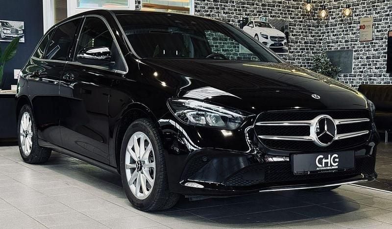 Gebraucht Mercedes B250e 218 PS (160 kW) 2022 Schwarz Van / Kleinbus