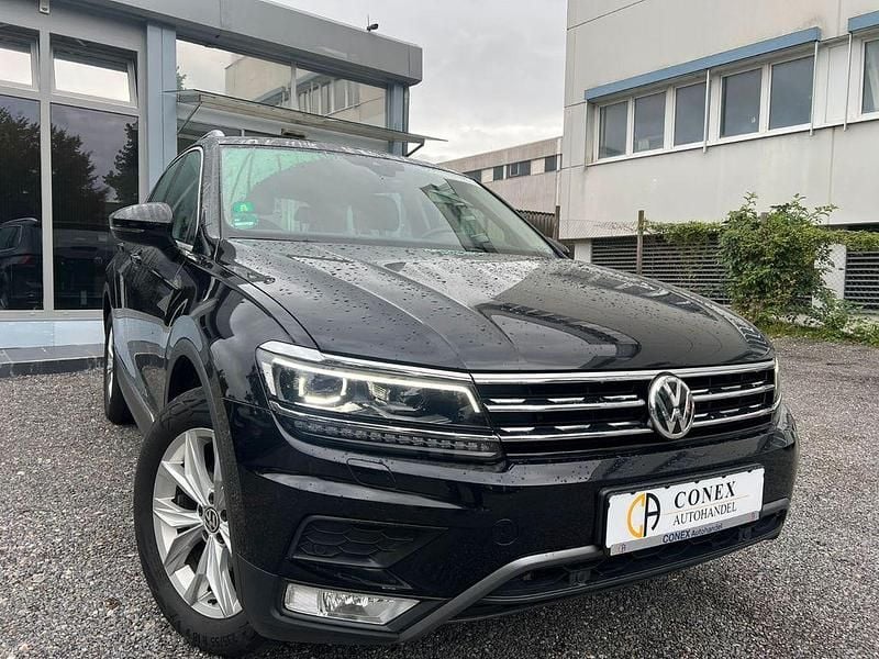 Schwarz Gebraucht 2017 VW Tiguan SUV | 17.690 € (Superpreis) - Bild 1/4