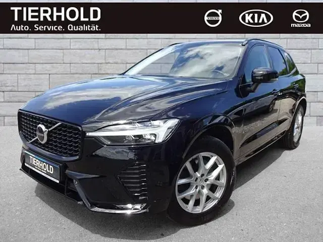 Gebraucht Volvo XC60 Plus 197 PS (144 kW) 2022 Black stone SUV