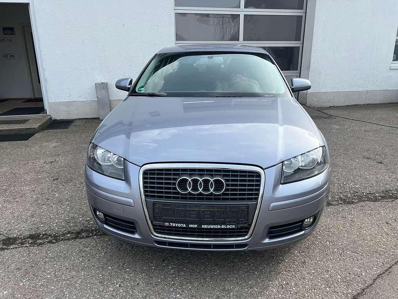Gebraucht Audi A3 Ambition 160 PS (117 kW) 2008 Akoyasilber metallic Kleinwagen