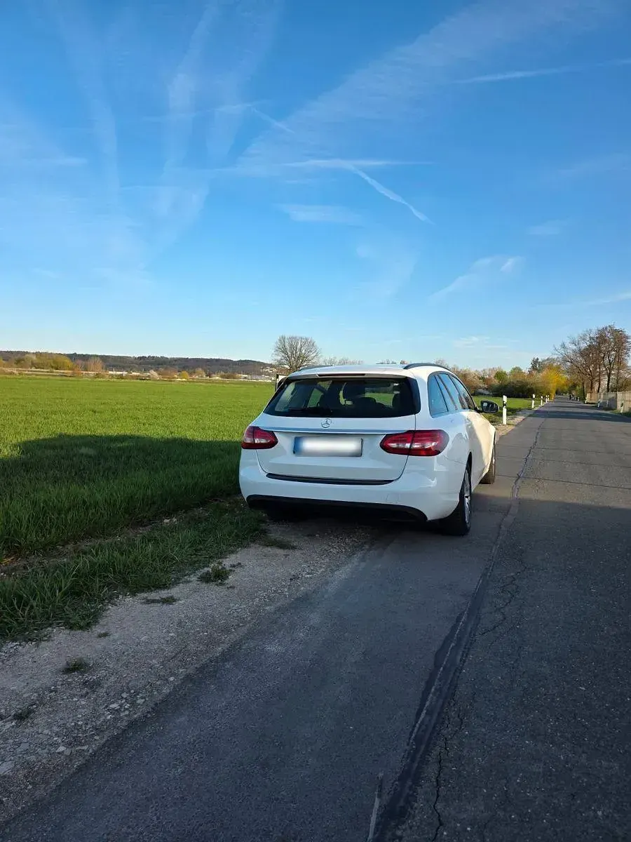 Gebraucht Mercedes C200 Exclusive 136 PS (100 kW) 2016 Weiß Kombi