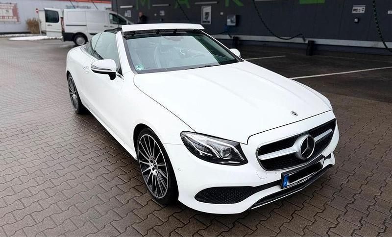 Gebraucht Mercedes E200 184 PS (135 kW) 2018 Weiß Cabrio