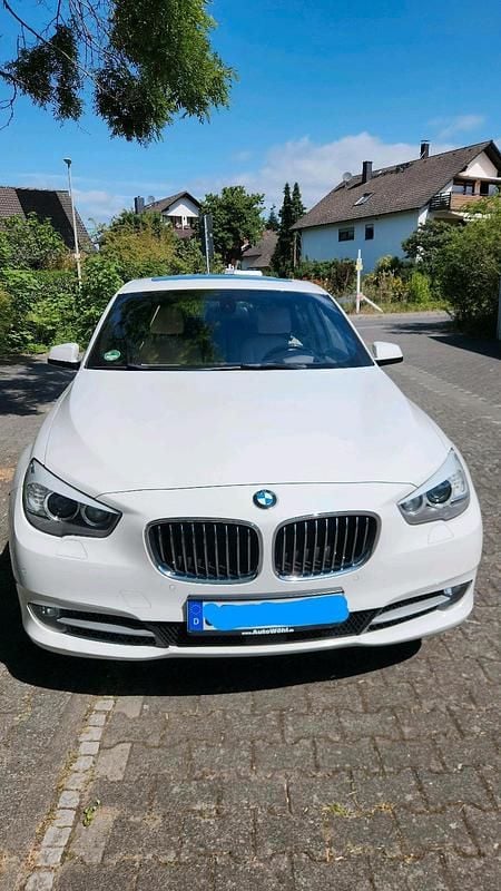 Weiß Gebraucht 2010 BMW 535 Gran Turismo Limousine | 13.500 € (Superpreis) - Bild 1/4