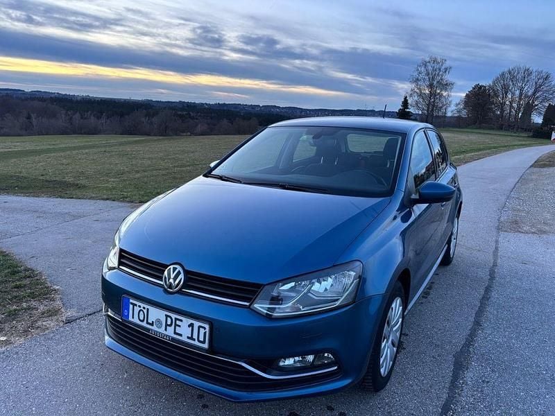 Gebraucht VW Polo Highline 90 PS (66 kW) 2015 Blau Limousine