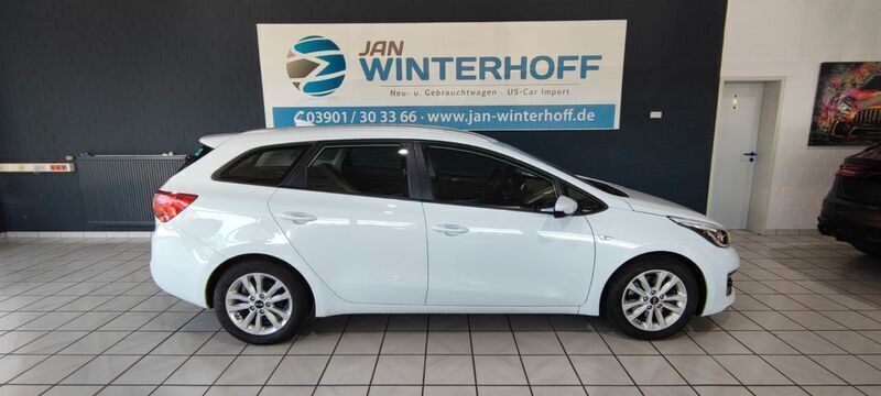 Gebraucht Kia Ceed Sportswagon Vision 120 PS (88 kW) 2018 Weiß Kombi