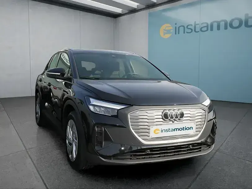 Gebraucht Audi Q4 e-tron S-Line 150 kW (204 PS) 2023 Schwarz SUV