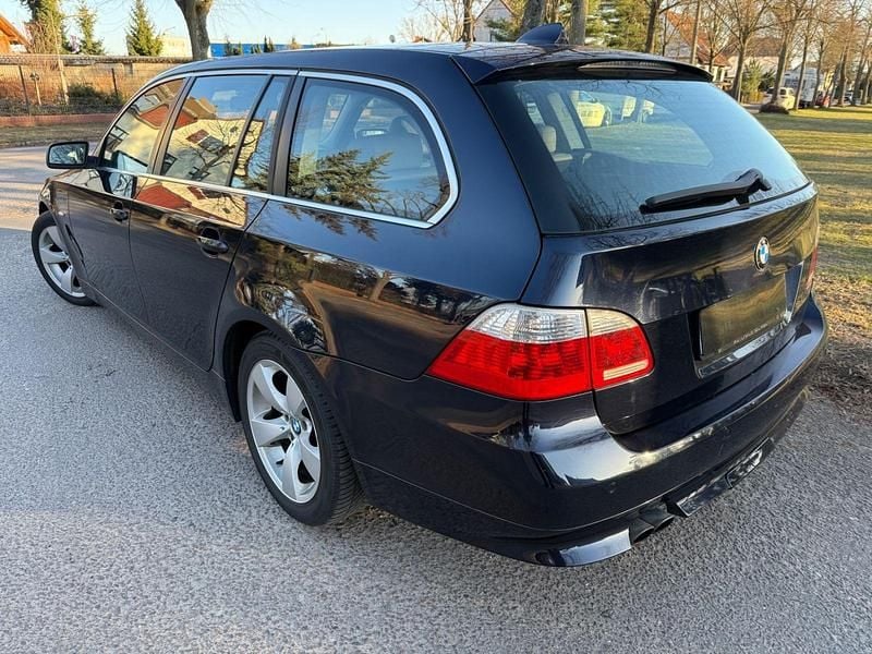 Second-hand BMW 525 218 CP (160 kW) 2007 Albastru Break