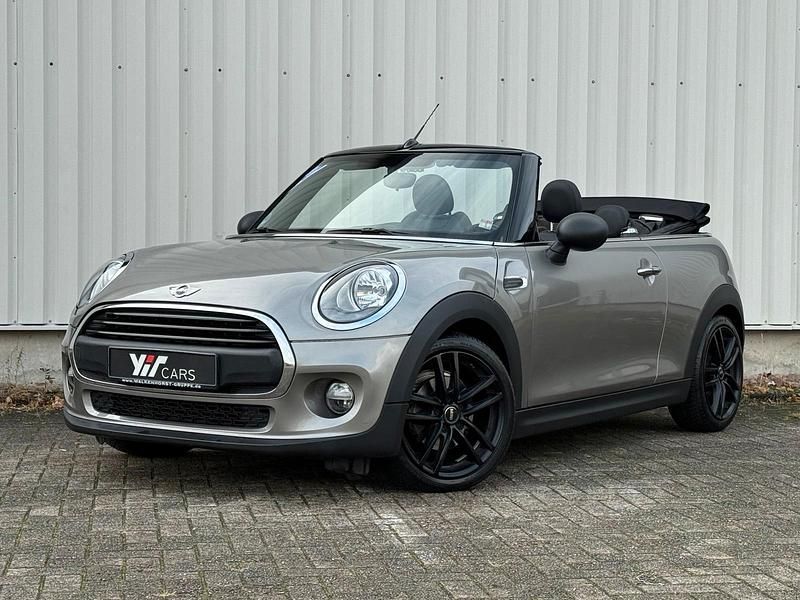 Gebraucht Mini One Cabriolet 102 PS (75 kW) 2016 Grau Cabrio