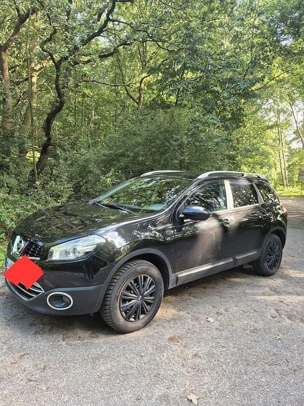 Schwarz Gebraucht 2011 Nissan Qashqai +2 SUV | 5.498 € (Superpreis) - Bild 1/4