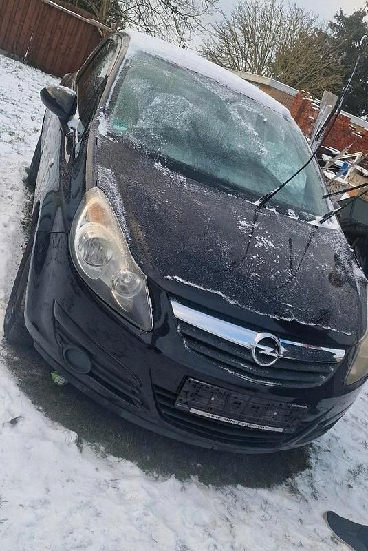 Schwarz Gebraucht 2010 Opel Corsa Kleinwagen | 2.000 € (Guter Preis) - Bild 1/4