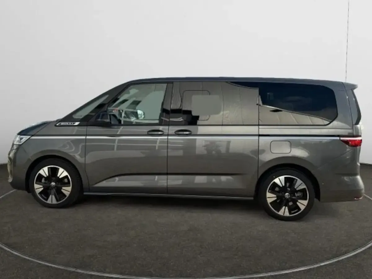 Begagnad VW Multivan Style 150 HK (110 kW) 2024 Minibuss