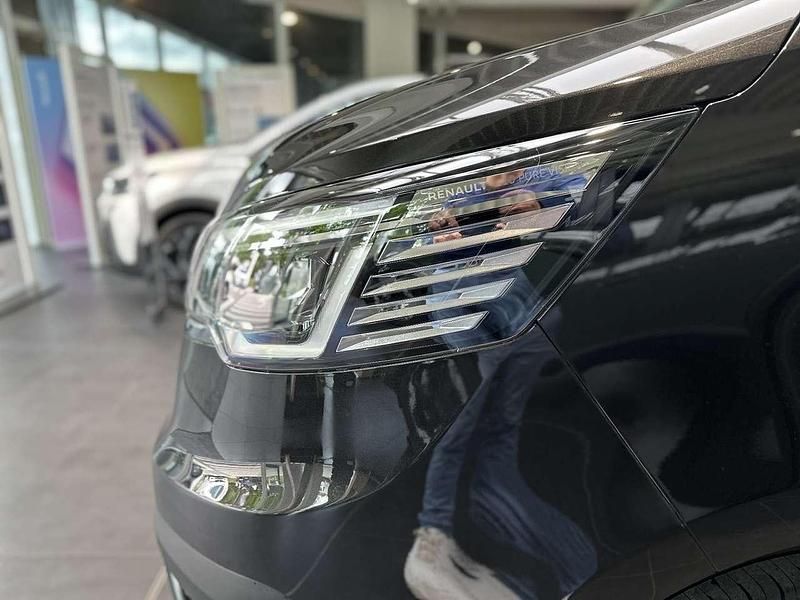 Gebraucht Renault Trafic 170 PS (125 kW) 2025 Tenebroschwarz metallic Van / Kleinbus