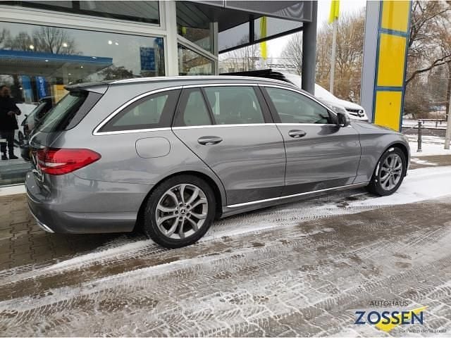 Gebraucht Mercedes C180 Avantgarde 156 PS (114 kW) 2018 Grau Kombi