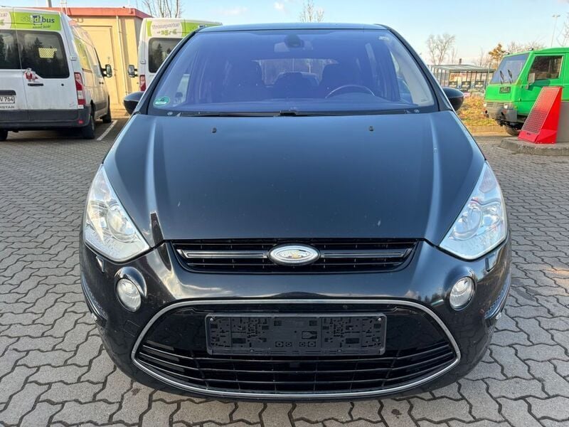Gebraucht Ford S-MAX Titanium 163 PS (119 kW) 2011 Schwarz Van / Kleinbus
