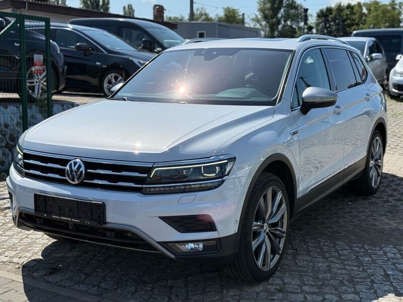 Weiß Gebraucht 2017 VW Tiguan Allspace Highline SUV | 19.500 € - Bild 1/4