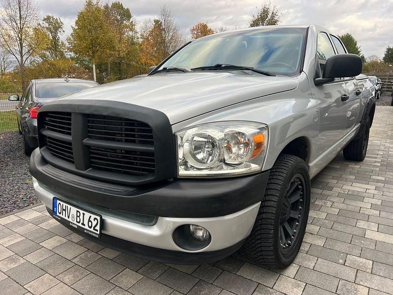 Silber Gebraucht 2008 Dodge Ram Abholung | 13.990 € (Fairer Preis) - Bild 1/4