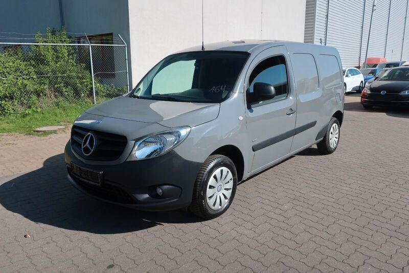 Grau Gebraucht 2018 Mercedes Citan 111 | 7.500 € (Fairer Preis) - Bild 1/4