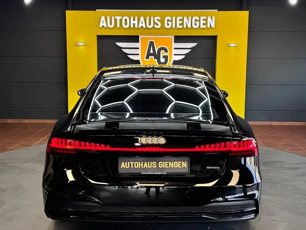 Gebraucht Audi A7 Sportback S-Line 286 PS (210 kW) 2022 Schwarz Kleinwagen