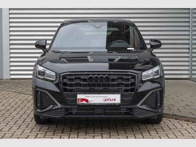Gebraucht Audi Q2 S-Line 150 PS (110 kW) 2025 Schwarz SUV