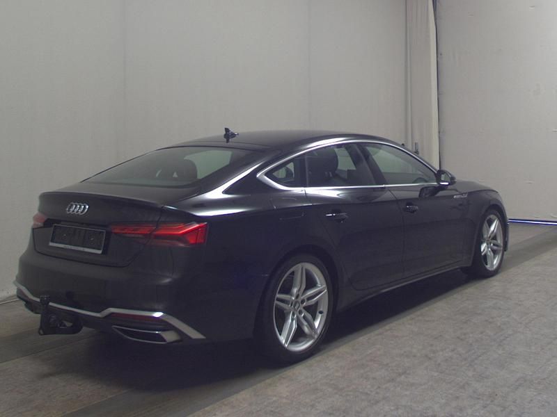 Gebraucht Audi A5 Sportback S-Line 204 PS (150 kW) 2021 Mythosschwarz (metallic) Kleinwagen