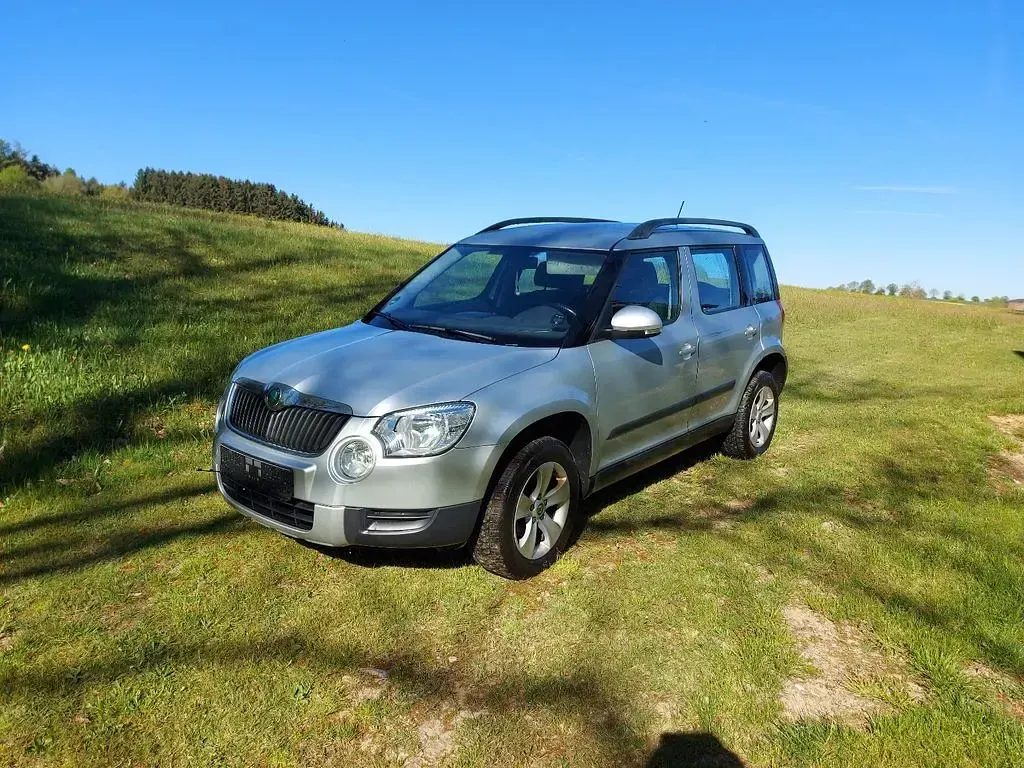 Gebraucht Skoda Yeti 105 PS (77 kW) 2011 Silber SUV