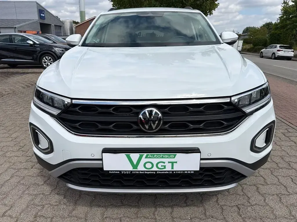 Gebraucht VW T-Roc Life 150 PS (110 kW) 2023 Pure white SUV