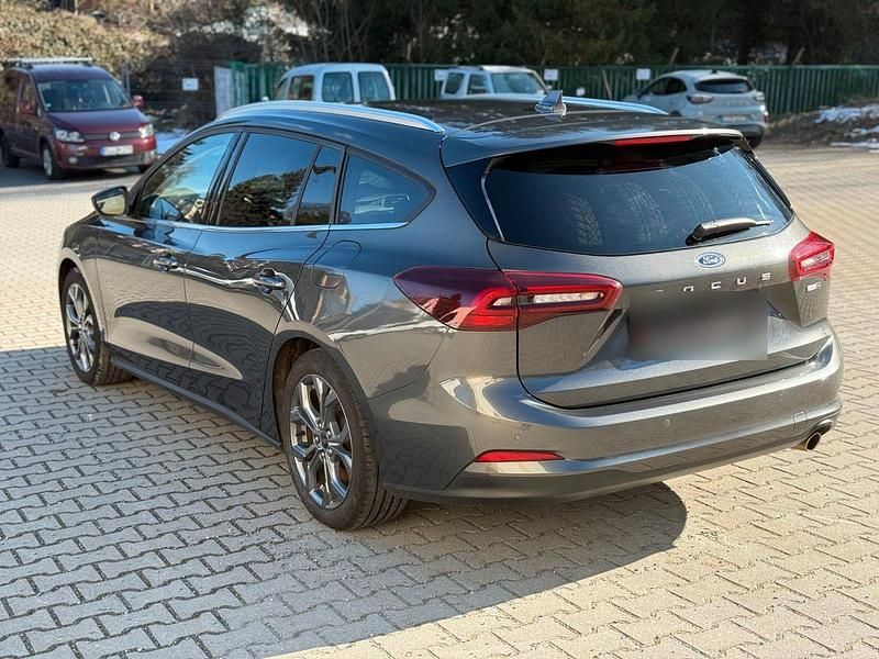 Gebraucht Ford Focus Style 155 PS (114 kW) 2022 Grau Kombi
