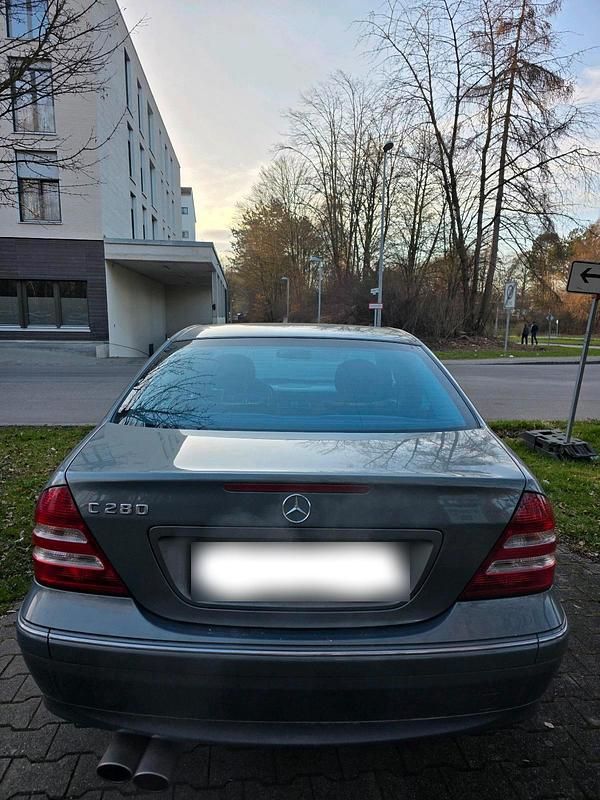 Gebraucht Mercedes C280 230 PS (169 kW) 2005 Grau Limousine