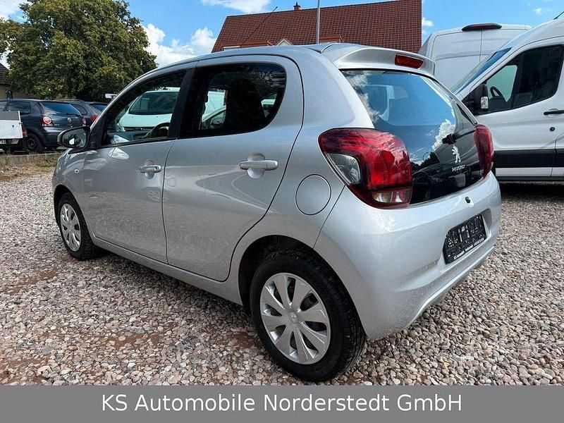 Gebraucht Peugeot 108 Active 69 PS (50 kW) 2015 Grau Kleinwagen