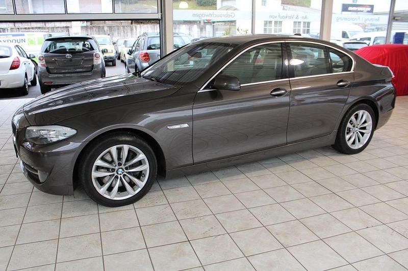 Gebraucht BMW 535 Comfort Edition 313 PS (230 kW) 2012 Beige Limousine