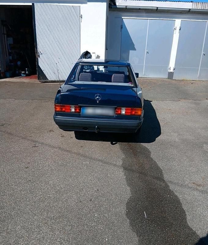 Gebraucht Mercedes 190 75 PS (55 kW) 1990 Andere farben Limousine