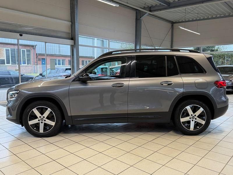 Gebraucht Mercedes GLB200 Night 150 PS (110 kW) 2020 Mountaingrau SUV