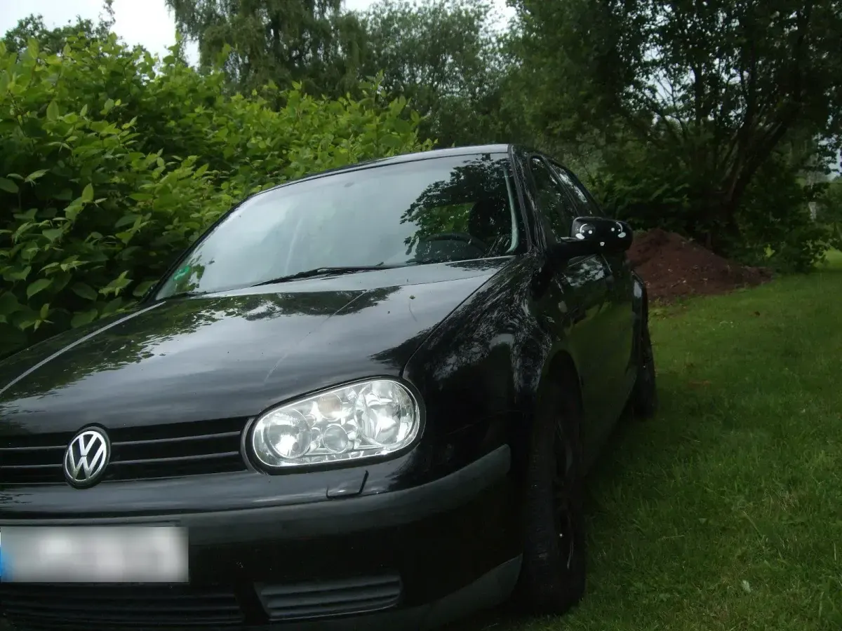 Gebraucht VW Golf III 64 PS (47 kW) 1998 Schwarz Kleinwagen