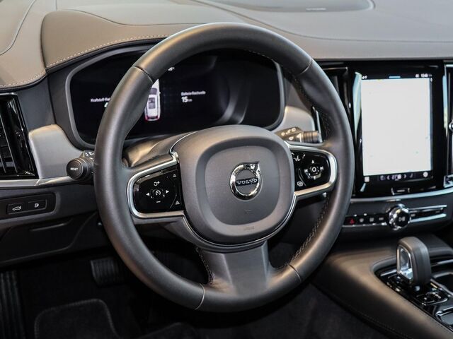 Gebraucht Volvo V90 Plus 349 PS (256 kW) 2023 Schwarz Kombi