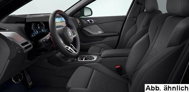 Gebraucht BMW M135 Performance 300 PS (220 kW) 2025 Schwarz Kleinwagen
