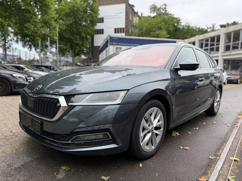 Grau Gebraucht 2022 Skoda Octavia Style Kombi | 15.999 € (Guter Preis) - Bild 1/4