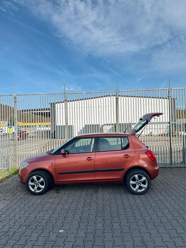 Gebraucht Skoda Fabia 69 PS (50 kW) 2009 Orange Kleinwagen