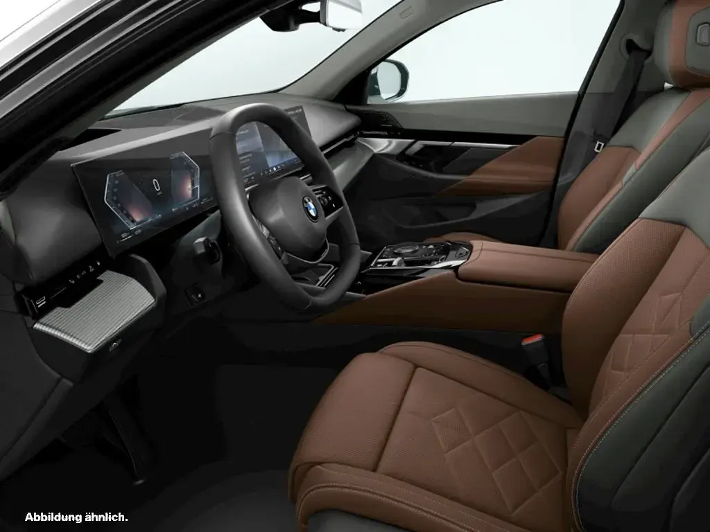 Gebraucht BMW 540 286 PS (210 kW) 2025 Schwarz Kombi