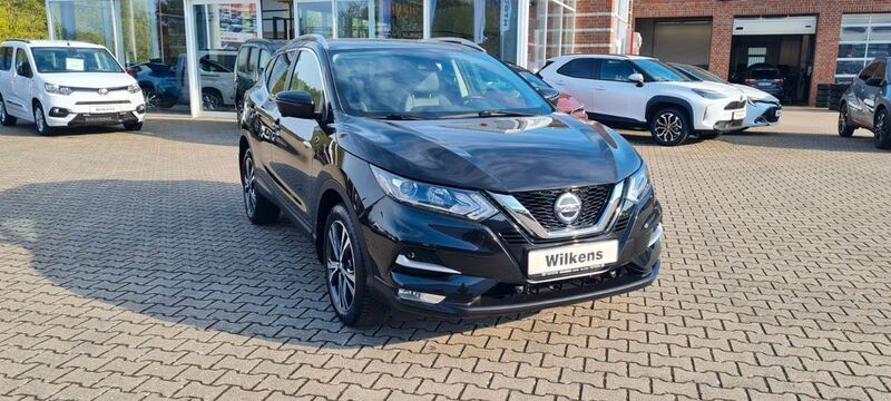 Schwarz Gebraucht 2019 Nissan Qashqai Tekna SUV | 20.900 € (Etwas zu teuer) - Bild 1/4