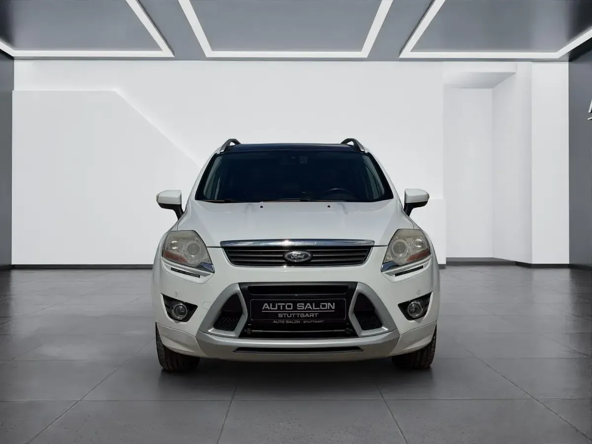 Gebraucht Ford Kuga Titanium 163 PS (119 kW) 2011 Weiß SUV