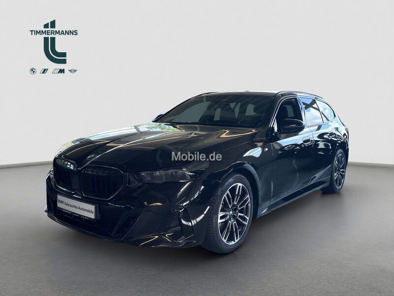 Schwarz Gebraucht 2024 BMW 520 M Sport Kombi | 52.470 € (Superpreis) - Bild 1/4