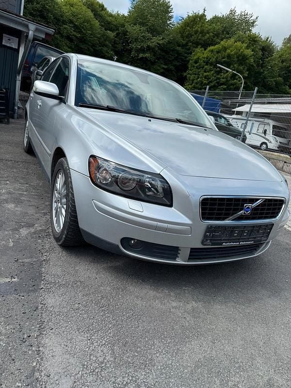 Silber Gebraucht 2004 Volvo S40 Limousine | 3.590 € (Guter Preis) - Bild 1/4