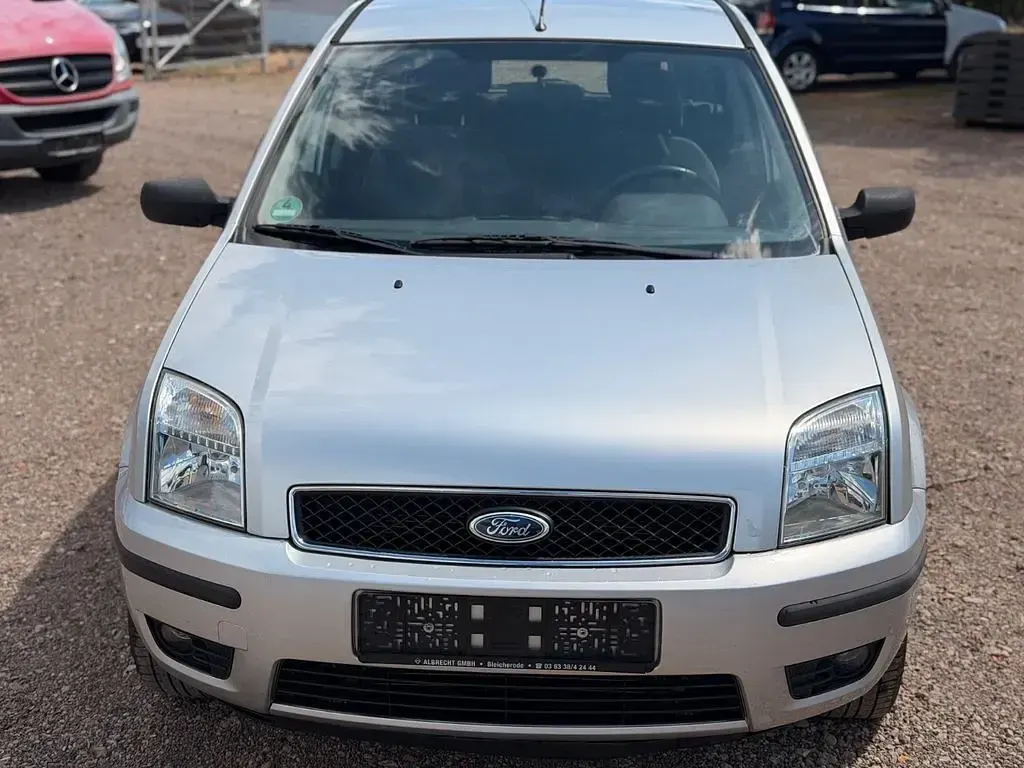 Gebraucht Ford Fusion 80 PS (58 kW) 2006 Silber Kleinwagen