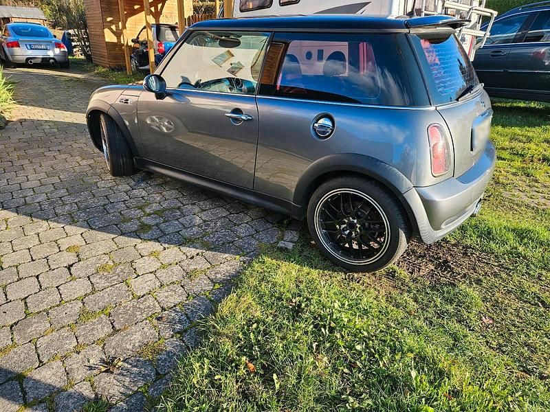 Gebraucht Mini Cooper S 163 PS (119 kW) 2004 Grau Kleinwagen