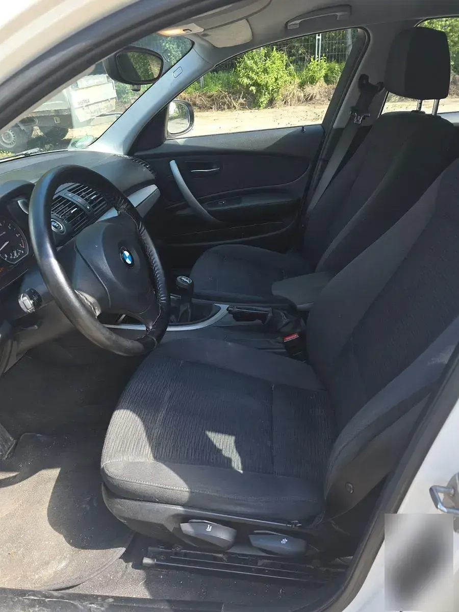 Gebraucht BMW 116 136 PS (100 kW) 2011 Weiß Kleinwagen