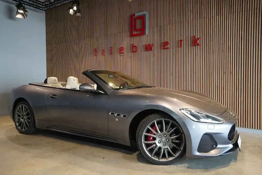 Usata Maserati GranCabrio 460 CV (338 kW) 2018 Grigio Cabrio