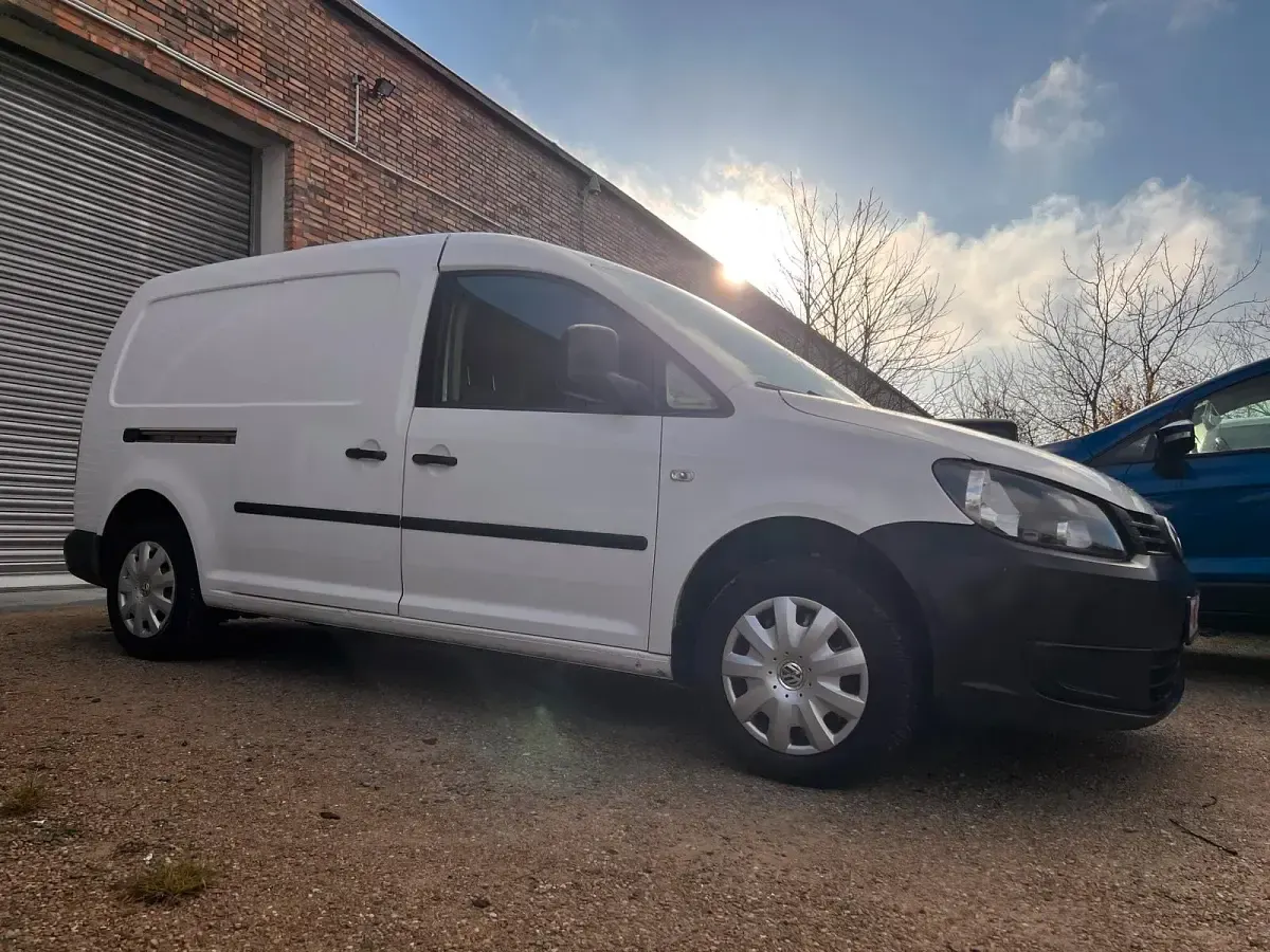 Occasion VW Caddy 102 ch (75 kW) 2014 Blanc Monospace