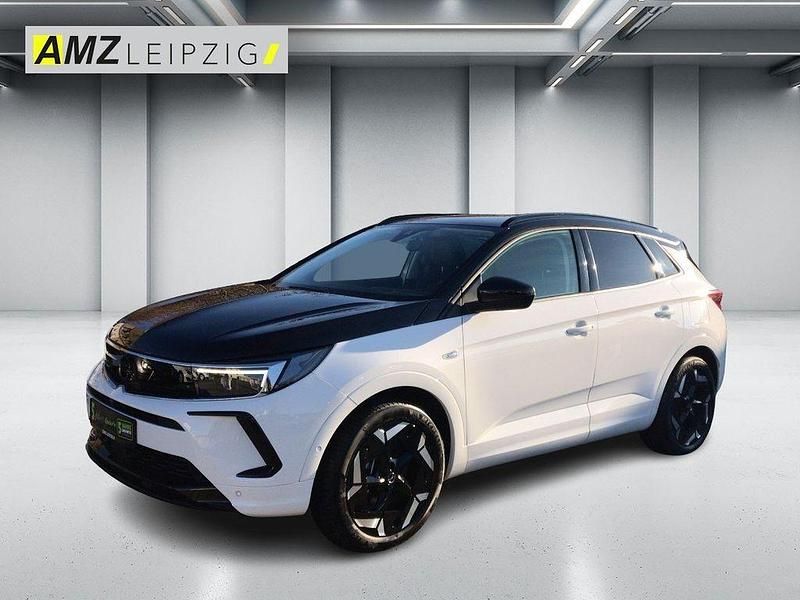 Weiss Gebraucht 2023 Opel Grandland X GSe SUV | 26.490 € (Guter Preis) - Bild 1/4