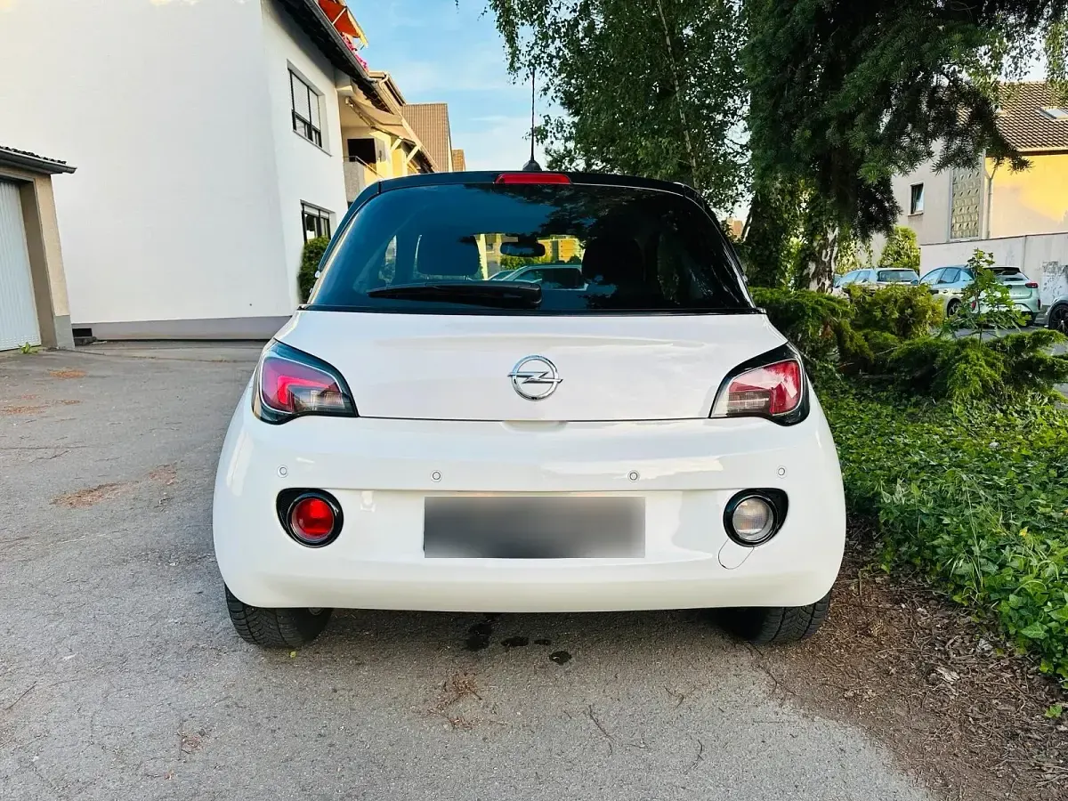 Gebraucht Opel Adam Glam 101 PS (74 kW) 2016 Weiß Kleinwagen